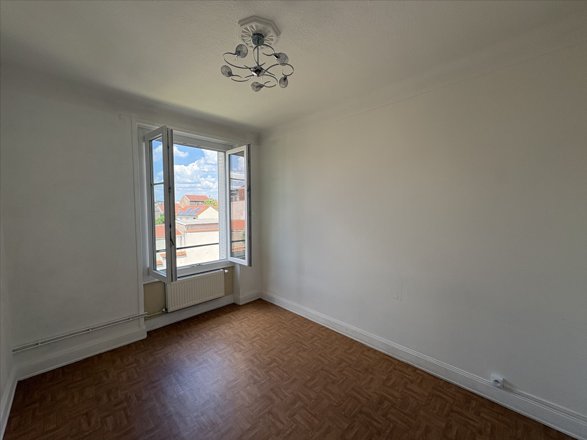 ARTEM PROCHE TRAM – F3 ENTIEREMENT RENOVE