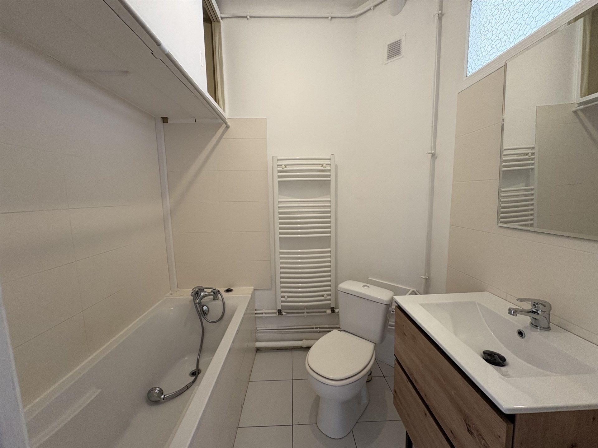 ARTEM PROCHE TRAM – F3 ENTIEREMENT RENOVE