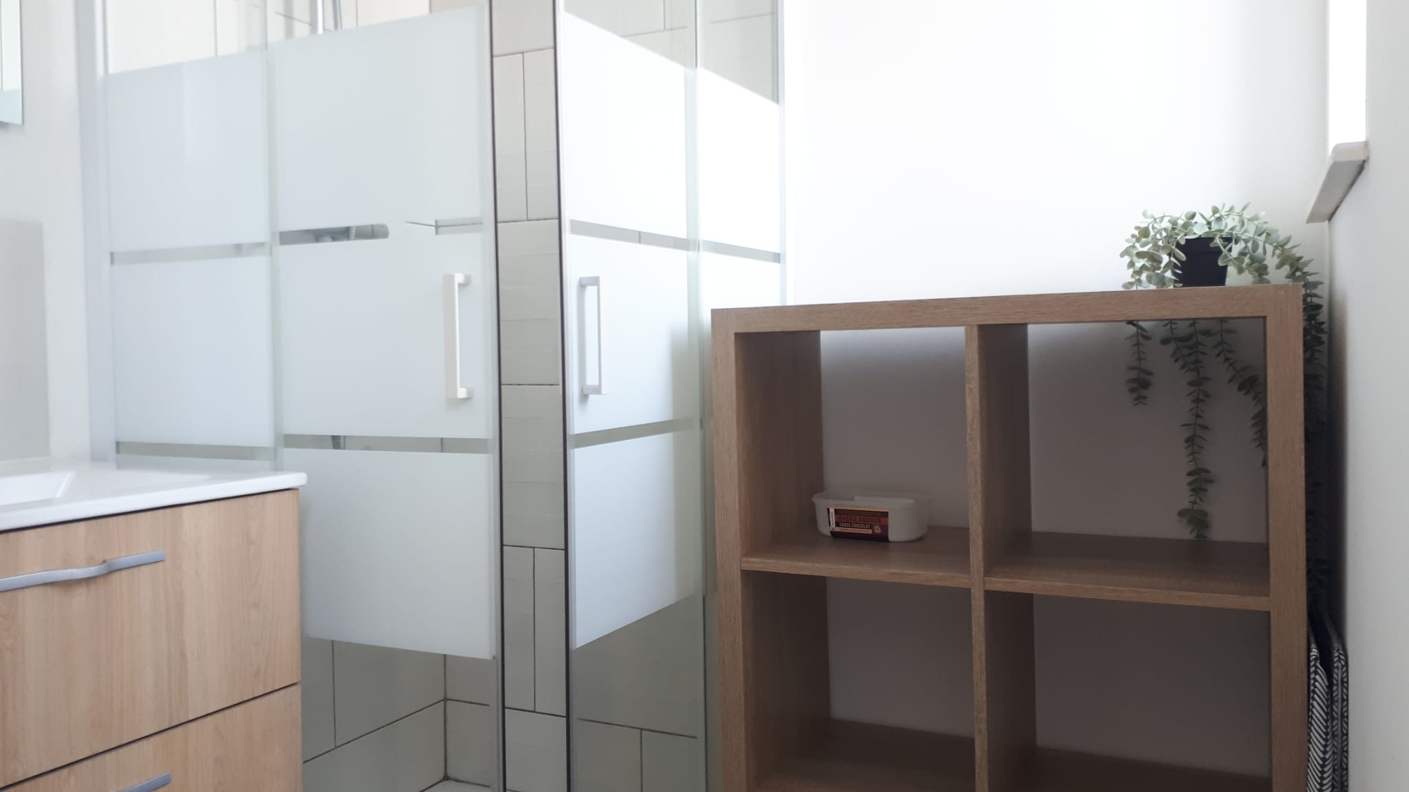 A deux pas du Campus ARTEM studio dans vaste maison