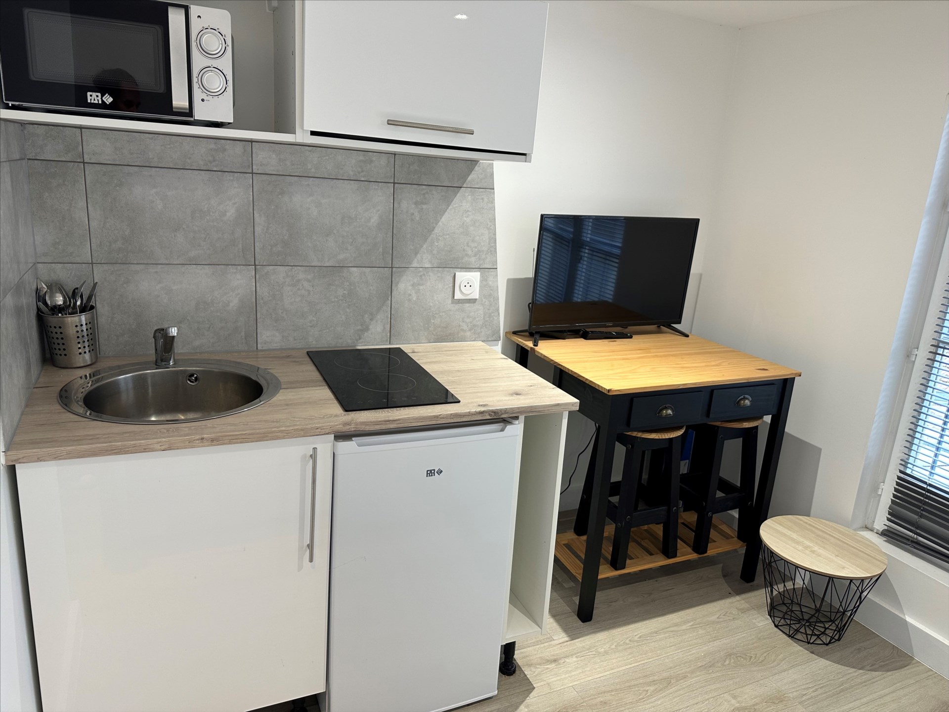 Hyper-centre de Nancy, studio meublé de 11,63m² refait à neuf
