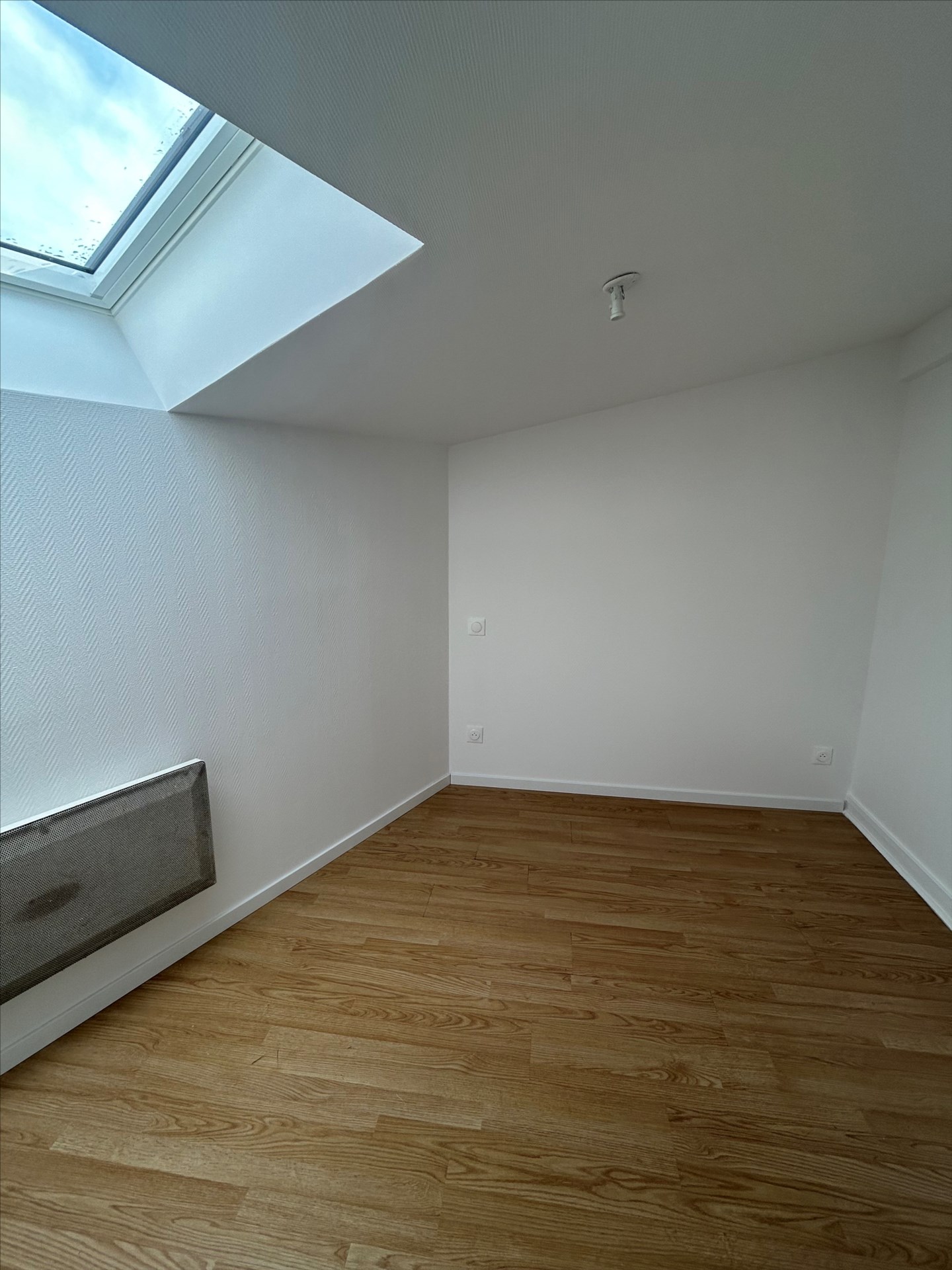 Appartement deux pièces rénové – NANCY Gare