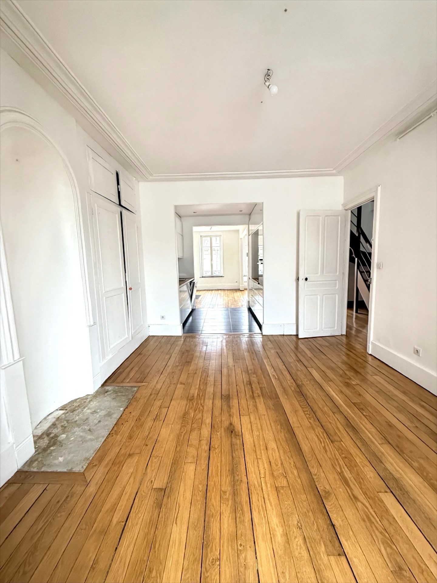 FOCH – SAINT LEON A NANCY, duplex 6 pièces de caractère en très bon état