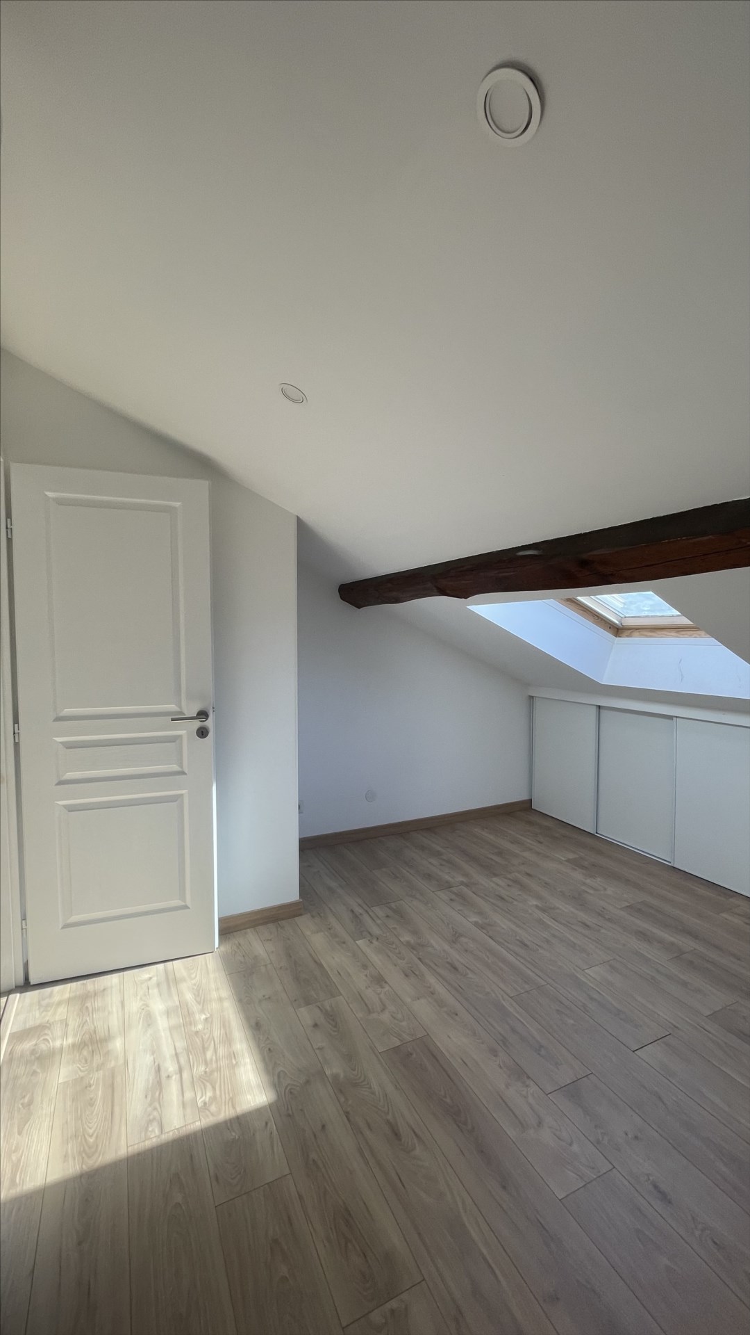 FOCH – SAINT LEON A NANCY, duplex 6 pièces de caractère en très bon état