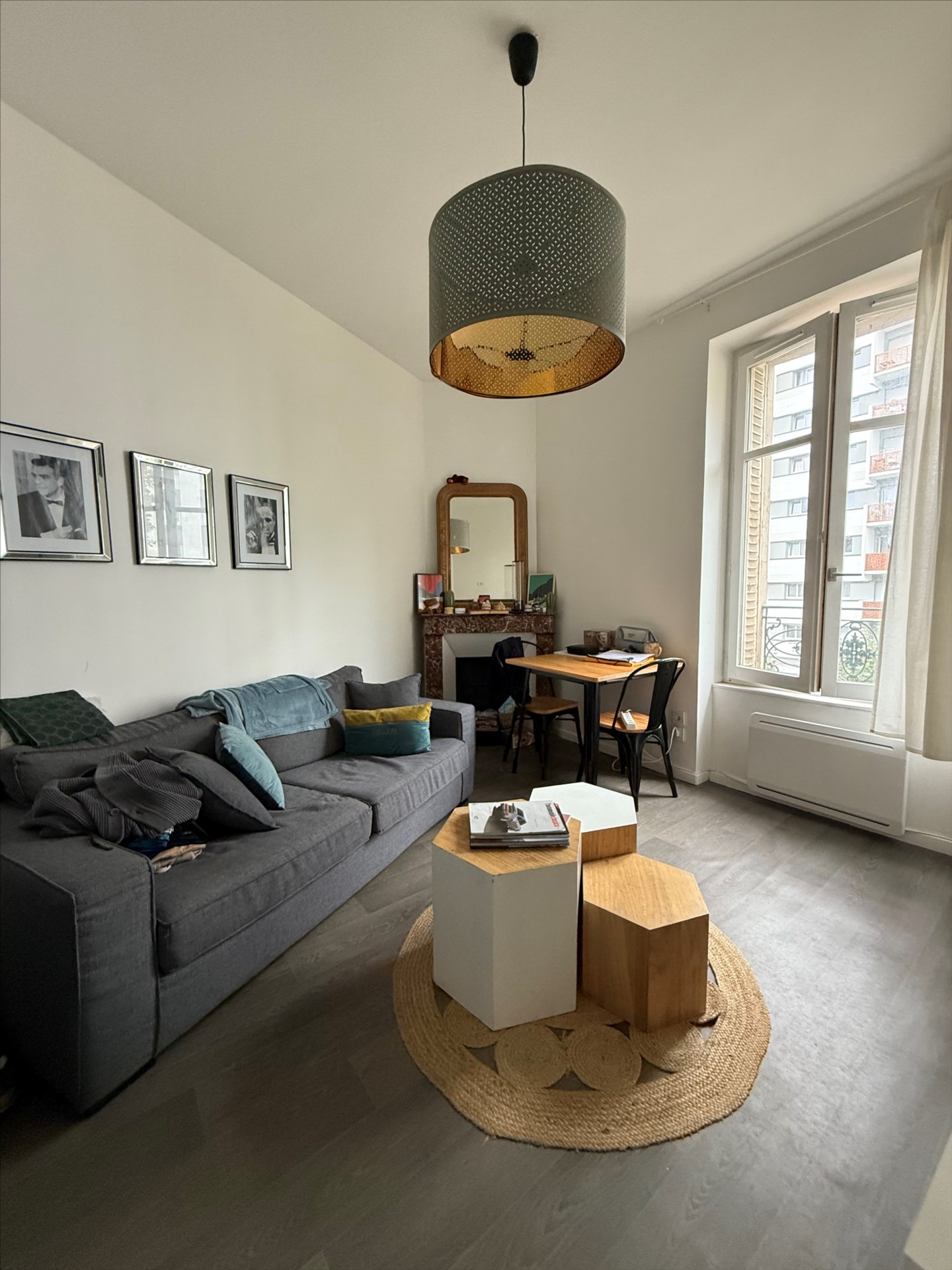QUARTIER MON DESERT, à deux pas de la Gare 2 pièces meublé en très bon état