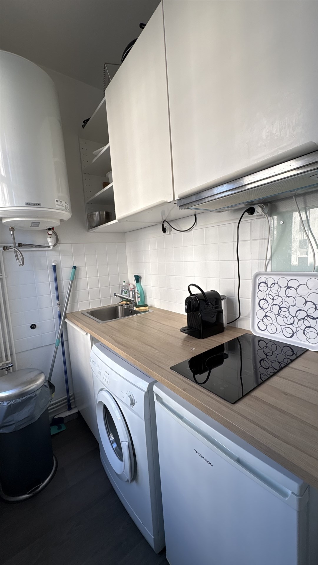 QUARTIER MON DESERT, à deux pas de la Gare 2 pièces meublé en très bon état