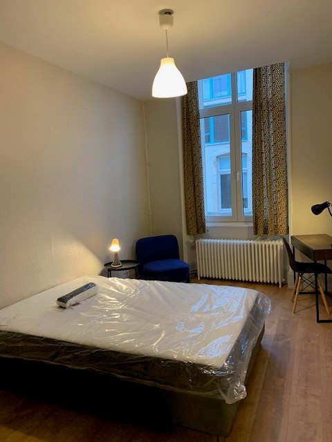A deux pas de la place Stanislas, appartement de caractère de 130m² entièrement rénové et meublé