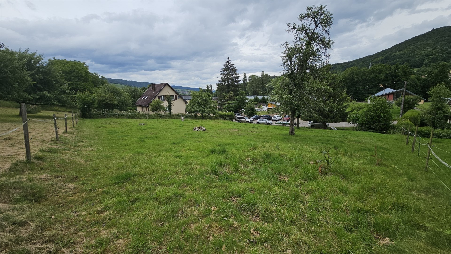 TERRAIN AU CALME LIBRE DE CONSTRUCTEUR