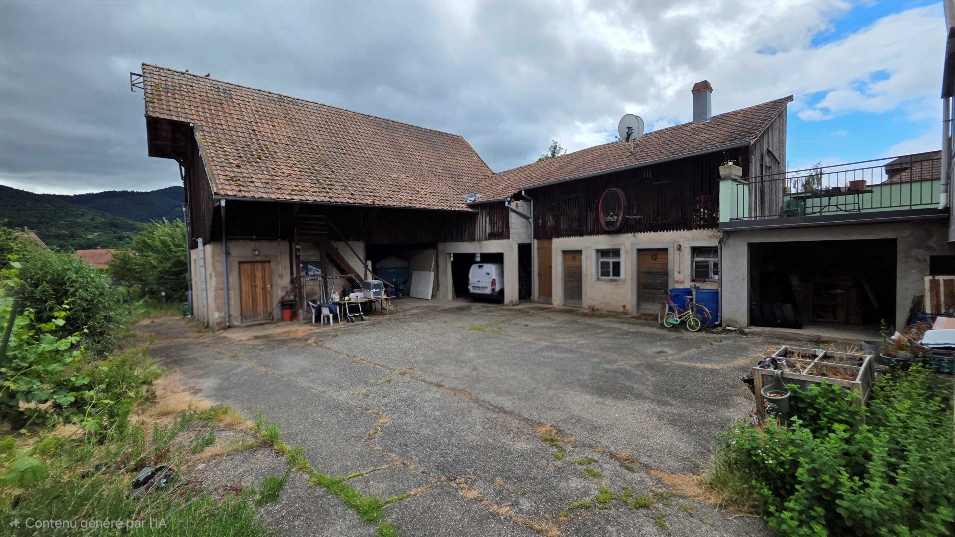 IMMEUBLE + GRANGE SUR 10 ARES