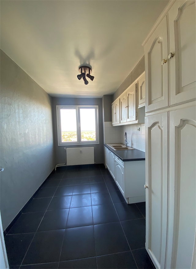 COLMAR PASTEUR T3 DERNIER ETAGE