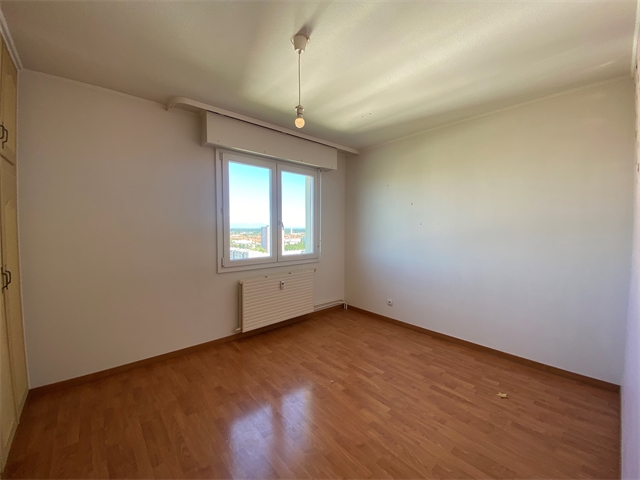 COLMAR PASTEUR T3 DERNIER ETAGE
