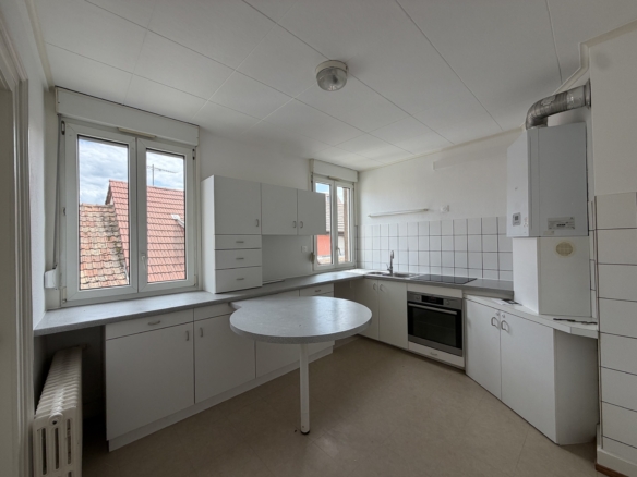 Appartement 4 pièces avec parking – COLMAR Centre