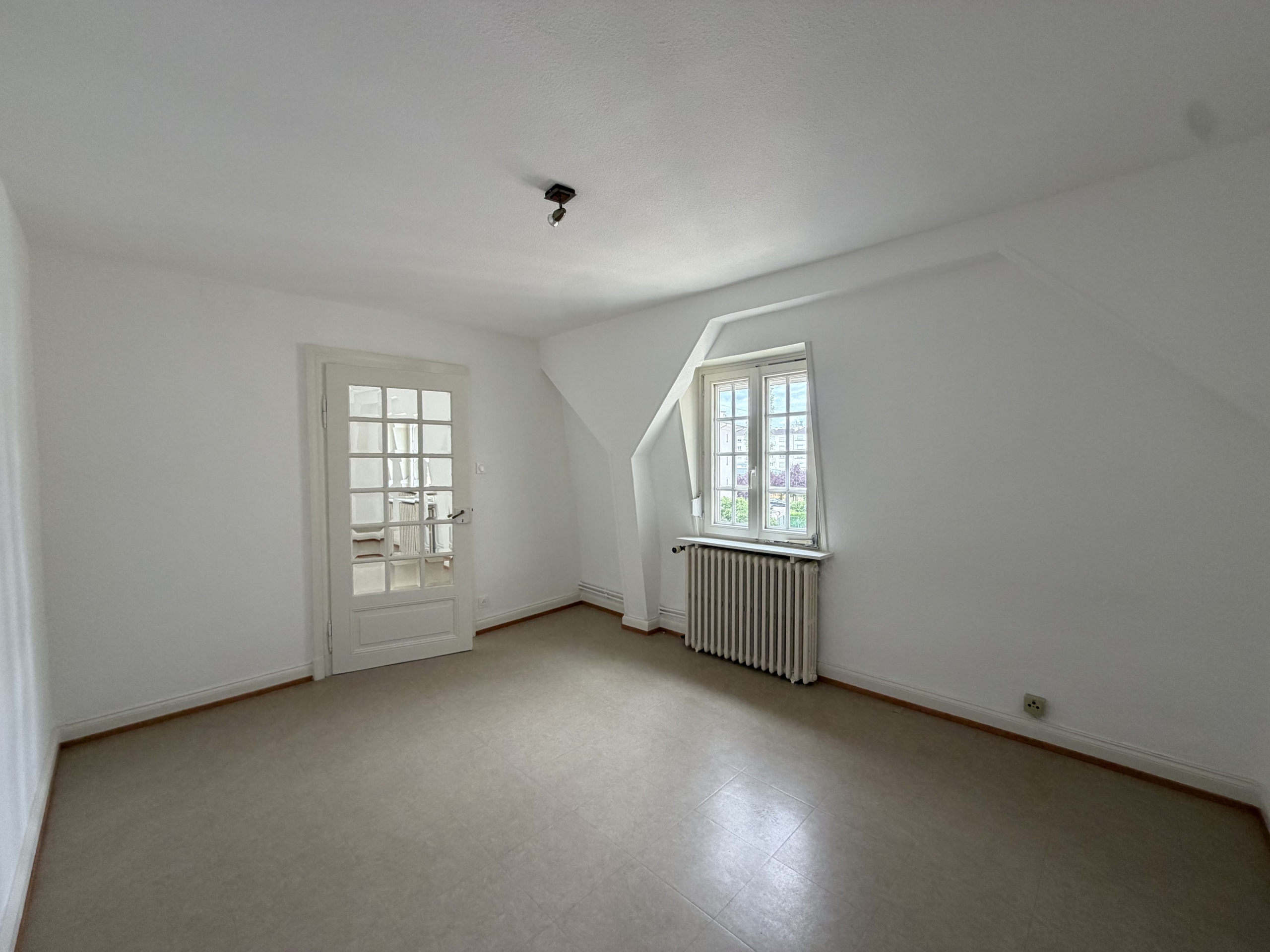 Appartement 4 pièces avec parking – COLMAR Centre