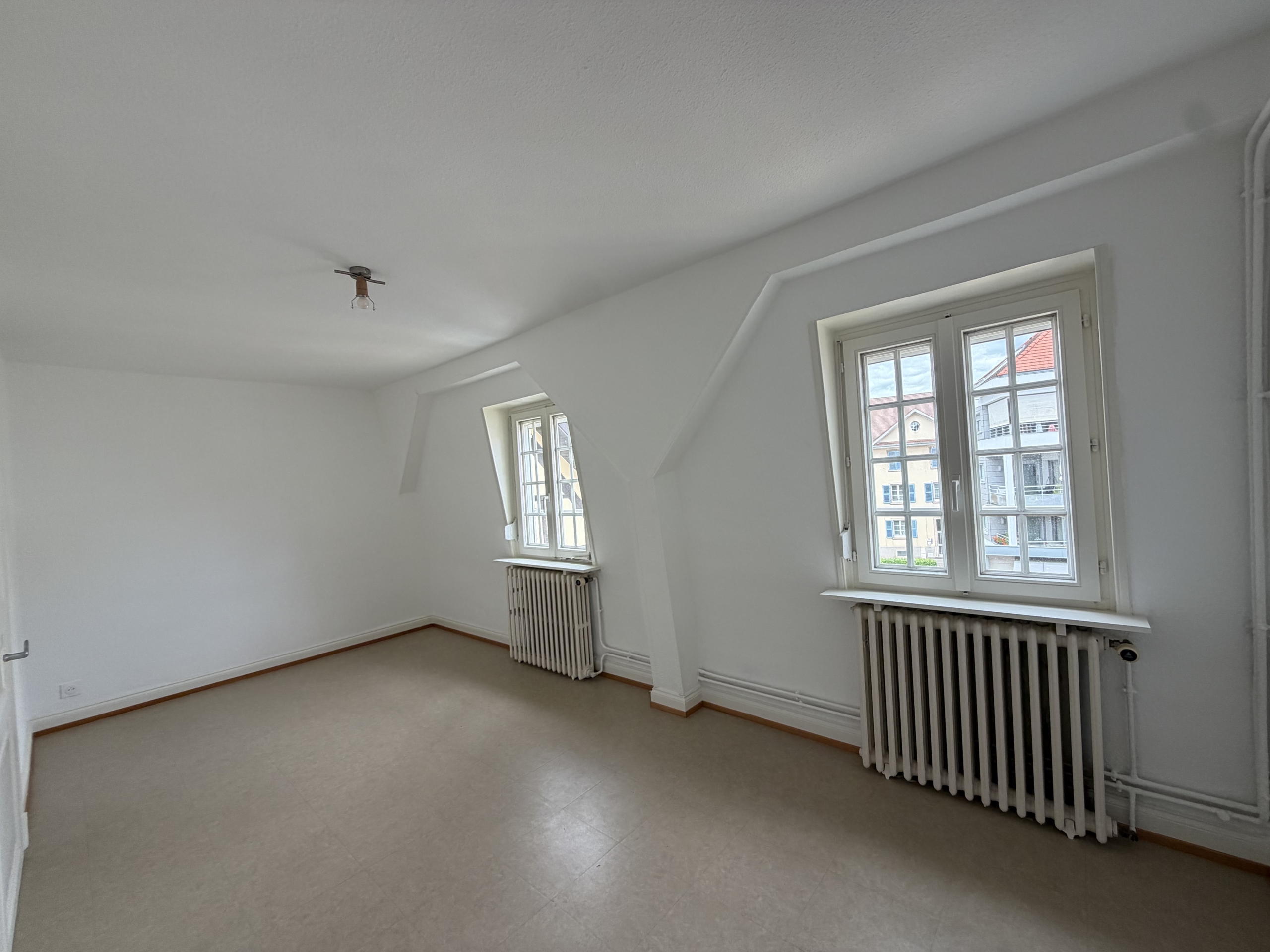 Appartement 4 pièces avec parking – COLMAR Centre