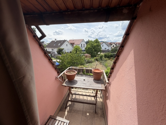 Dans maison – charmant F3 COLMAR