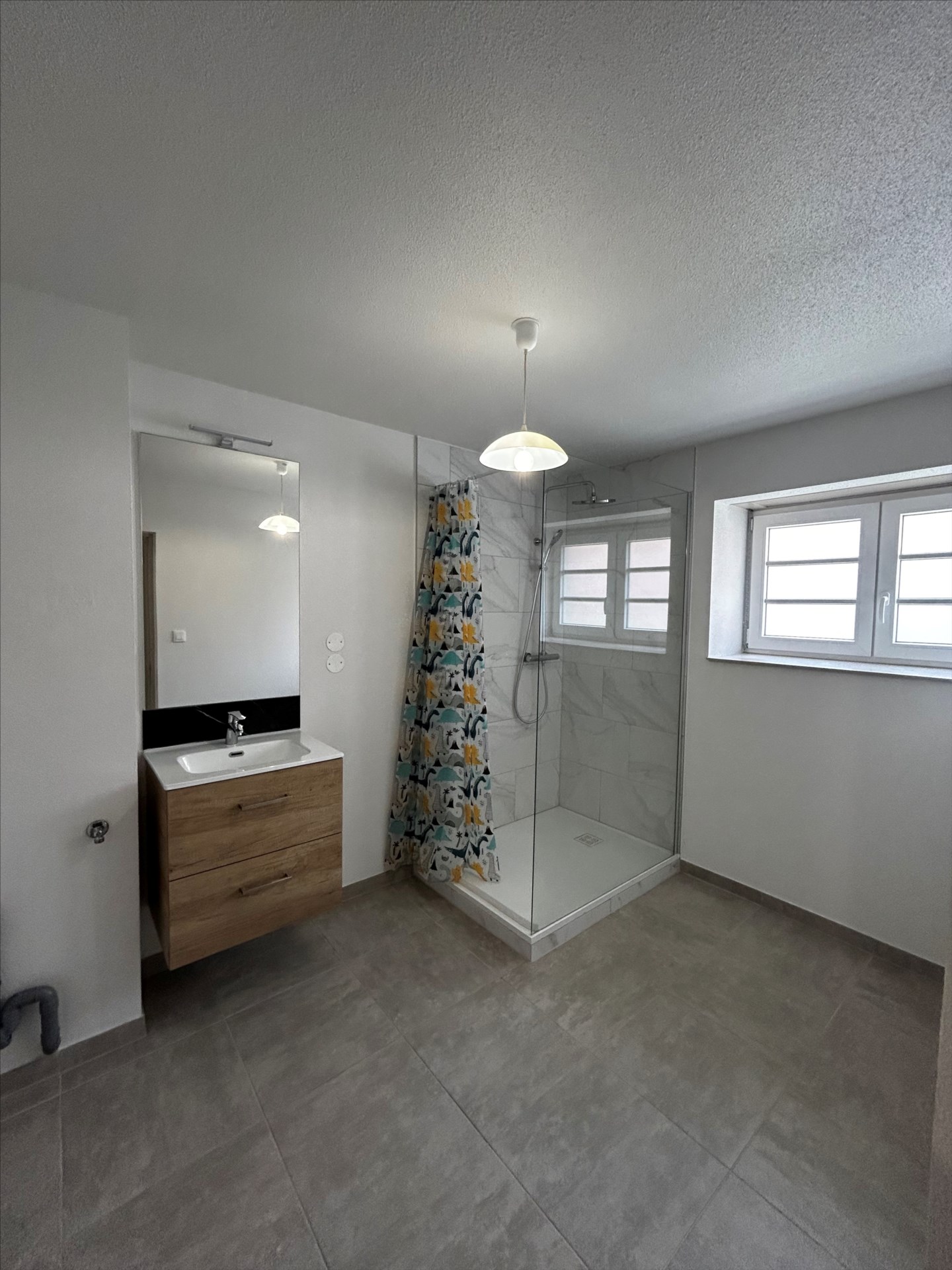 Charmant 2 pièces avec garage & cour commune – OBERENTZEN