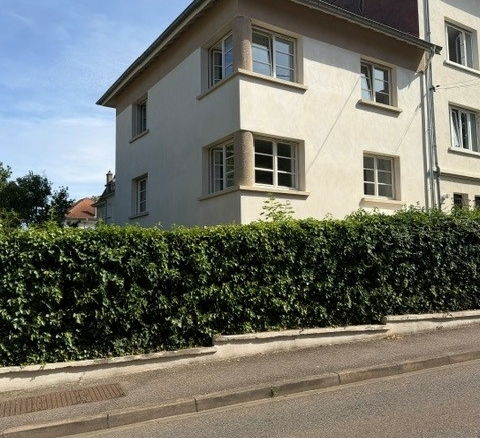 JOLIE MAISON A MALZEVILLE AVEX JARDIN ET GARAGE