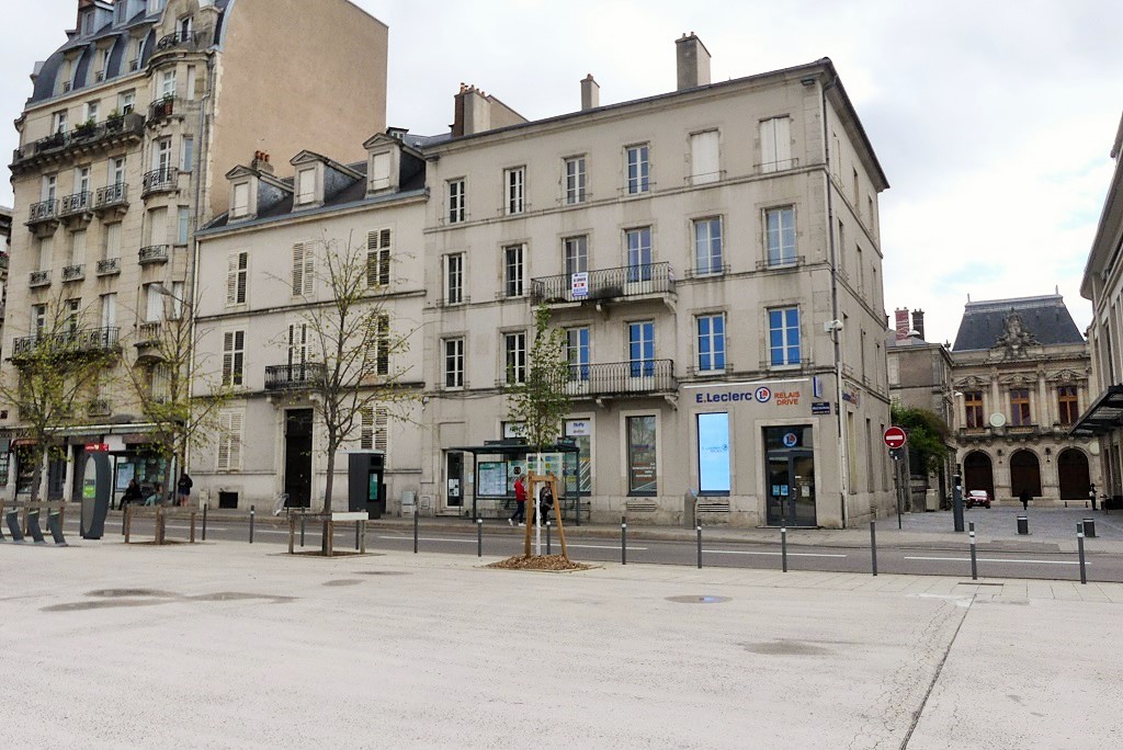 NANCY CENTRE GARE – F6 SPACIEUX AVEC BALCON, SUITE PARENTALE ET PARKING POSSIBLE
