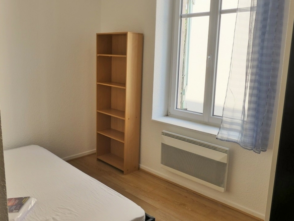 NANCY – A 2 pas de la Fac de Droit,