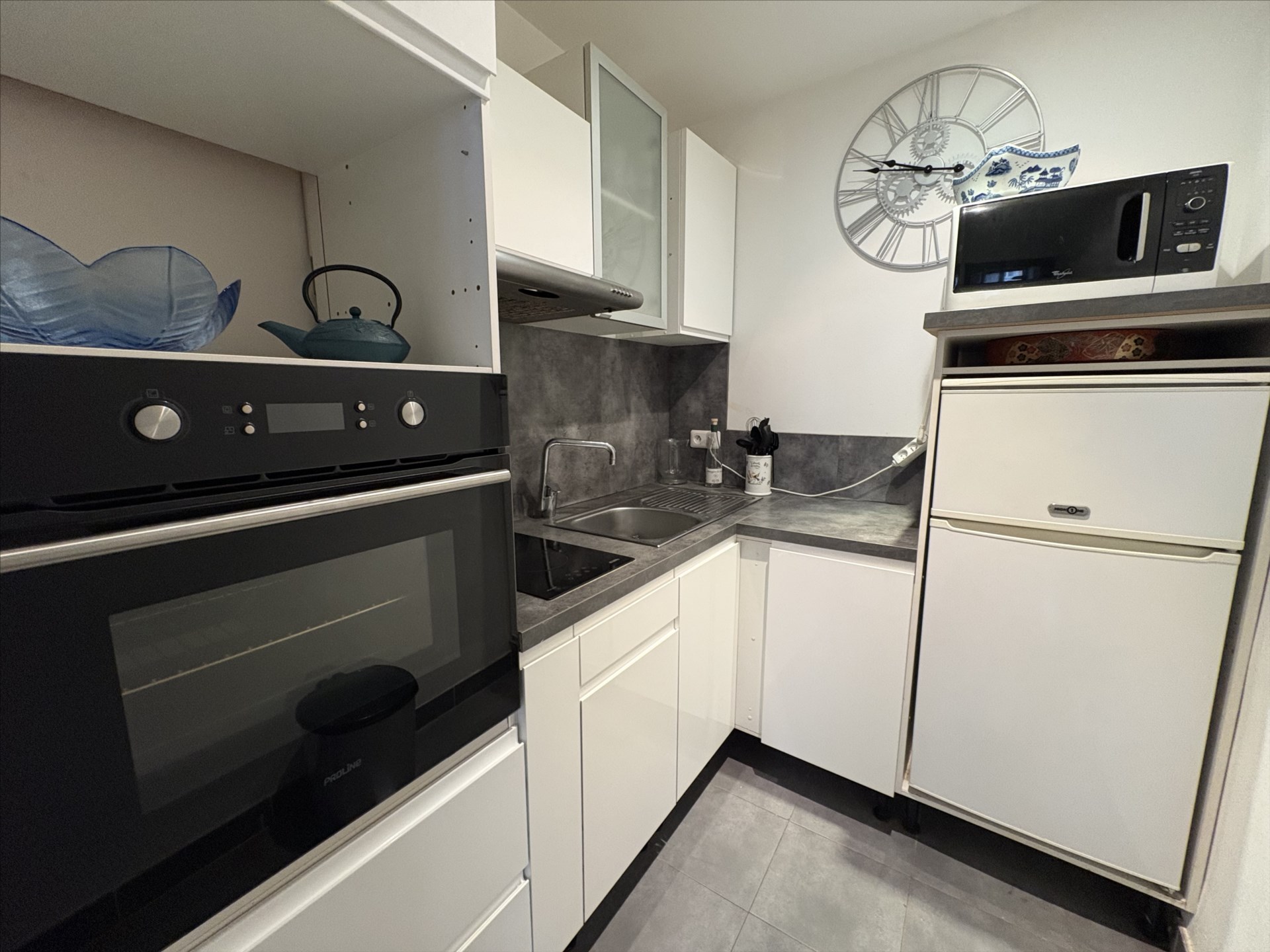 NANCY FAUBOURG/ PEPINIERE  F2 MEUBLE
