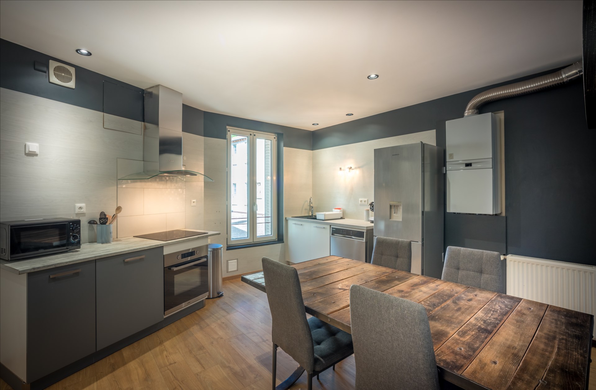 Appartement 3 pièces entièrement rénové – 68,98 m²