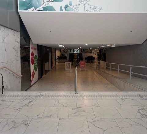 LOCAL GALERIE ST SEBASTIEN HYPER CENTRE DE NANCY
