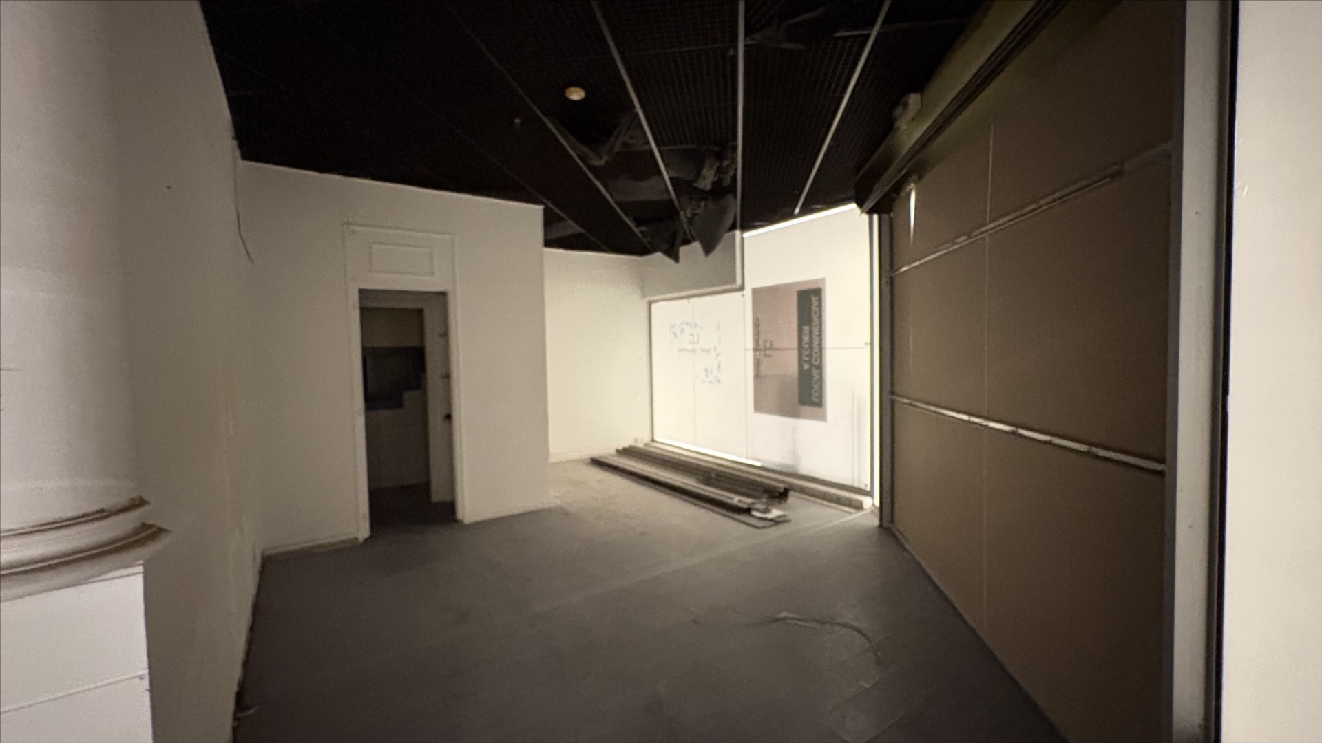 LOCAL GALERIE SAINT SEBASTIEN HYPER CENTRE NANCY
