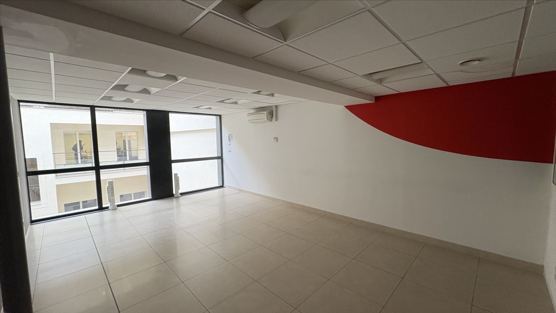 LOCAL PROFESSIONNEL HYPER CENTRE NANCY 280m²