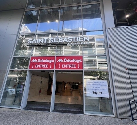 URGENT Local commercial NANCY Galerie St Sebastien
