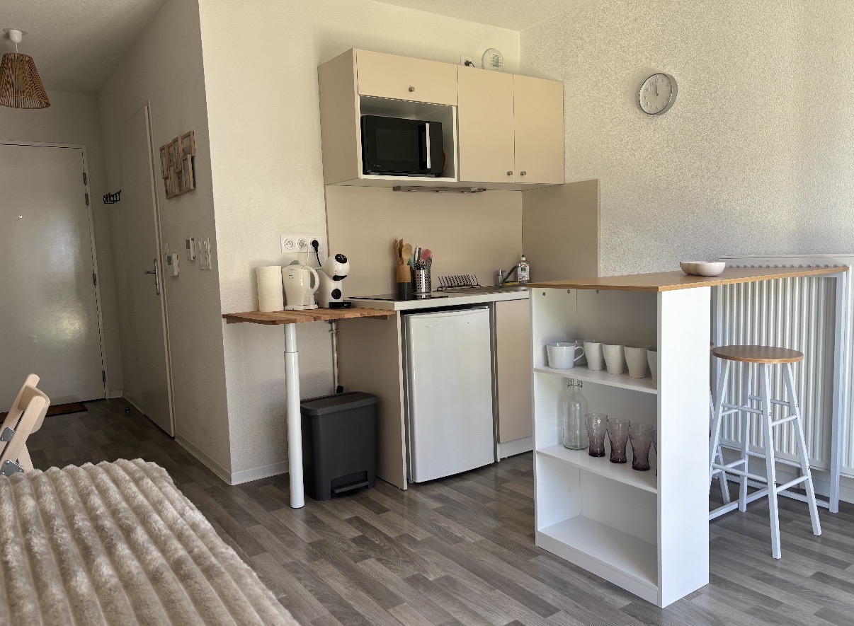 VANDOEUVRE LES NANCY, CHU BRABOIS, studio meublé en parfait état