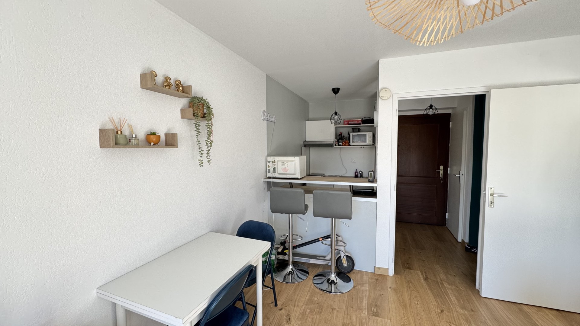Proche Parc Charles III, rue des jardiniers T2 en très bon état