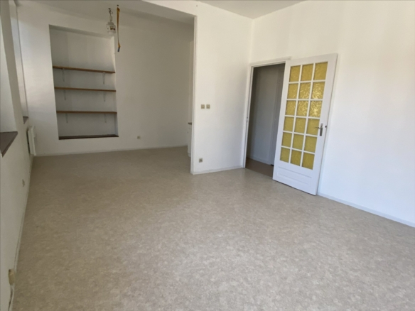 Appartement 2 pièces proche Place Ronde à Toul