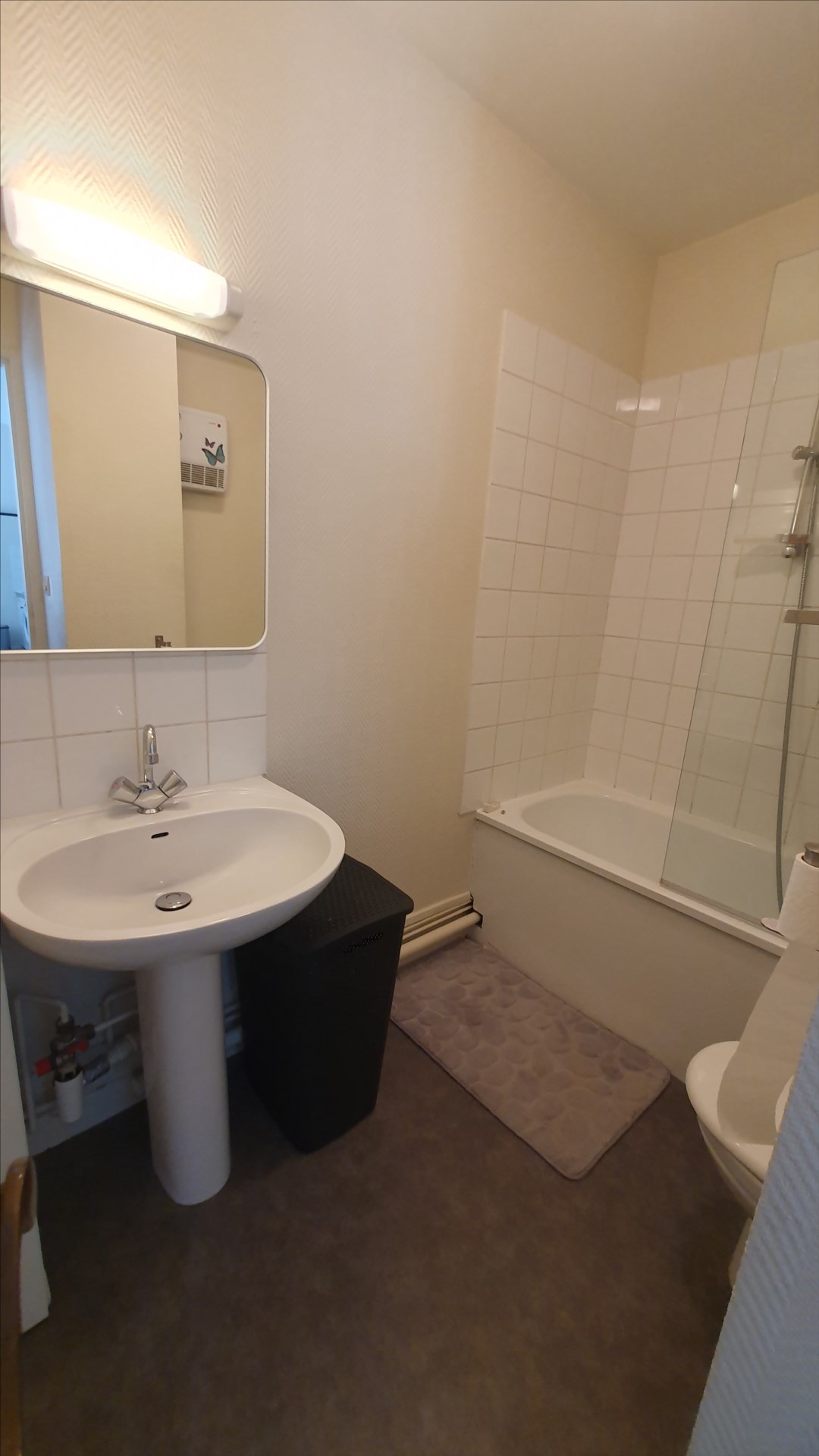 Quartier Gare/Mon Désert – NANCY – Deux pièces à louer
