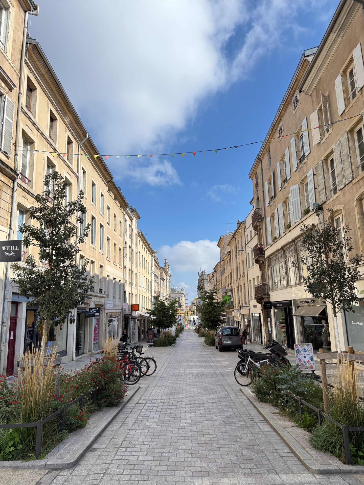 Au pied de la Place Stanislas, 4 pièces en bon état