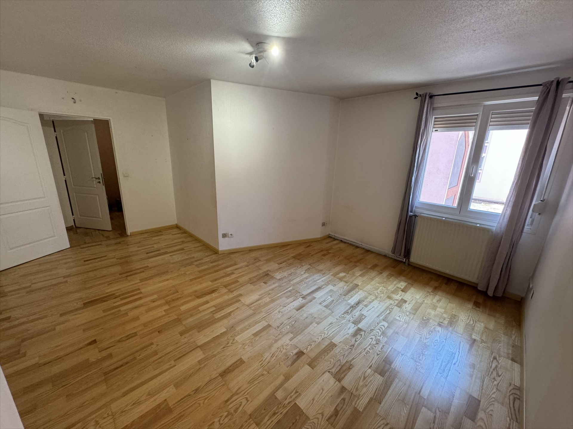Appartement 3 pièces de 92 m² avec balcon et garage – COLMAR Centre