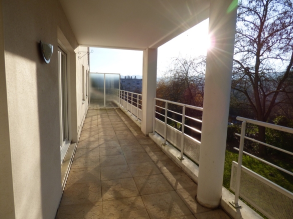 LAXOU VILLAGE/MAIRIE, F3 AVEC EXTERIEUR