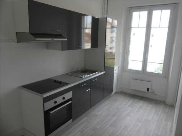 APPARTEMENT F2 OUDINOT