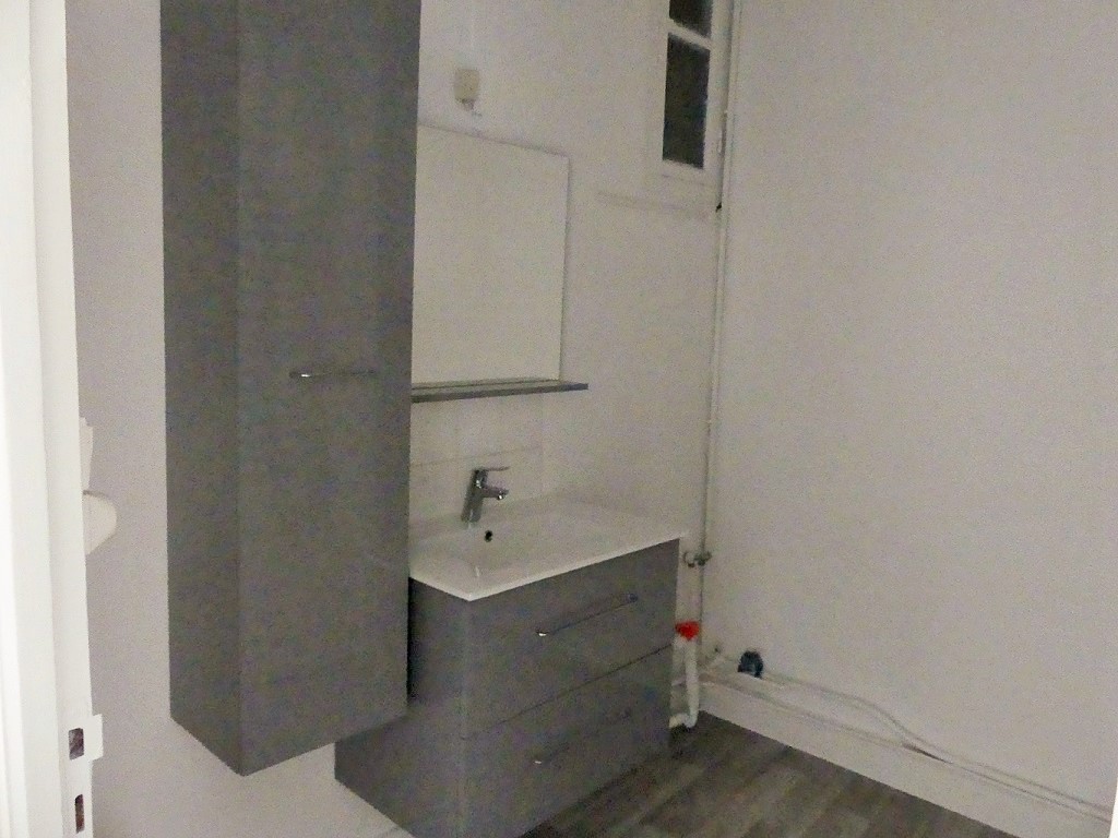 APPARTEMENT F2 OUDINOT