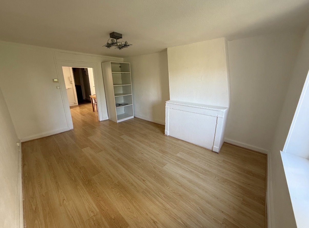 NANCY – proche Faubourg III Maisons