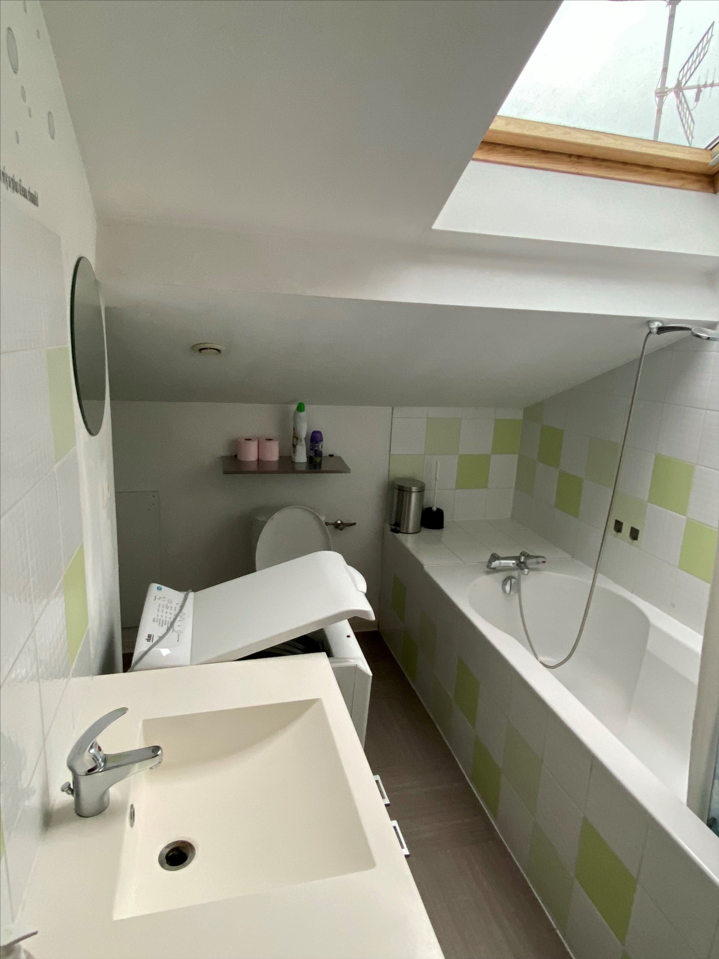 Proche Artem, boulevard Georges Clémenceau, F1 bis de 20,30 m² meublé