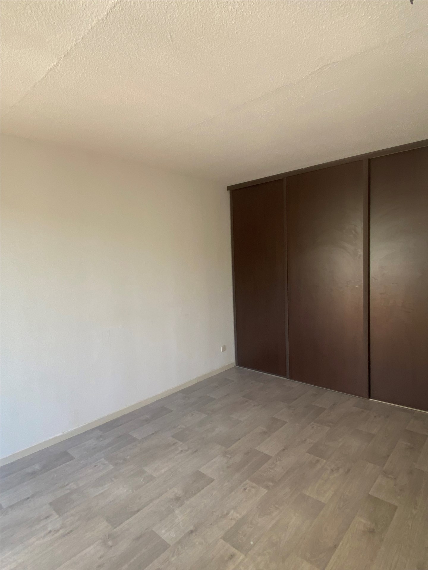 Quartier Saurupt, agréable F1 pièces avec grand balcon