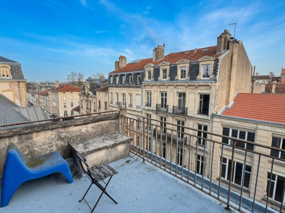 Nancy rue Gustave Simon 4 pièces terrasse