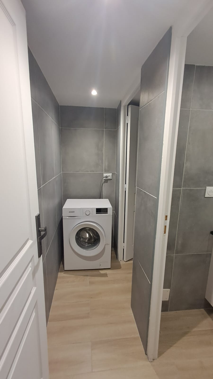 HYPER CENTRE – NANCY – APPARTEMENT 4 CHAMBRES MEUBLE