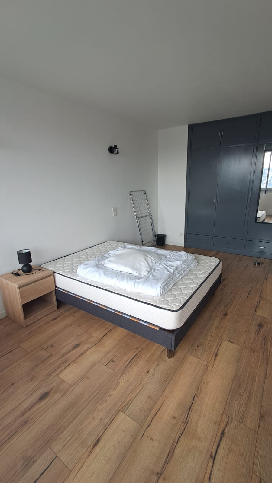HYPER CENTRE – NANCY – APPARTEMENT 4 CHAMBRES MEUBLE