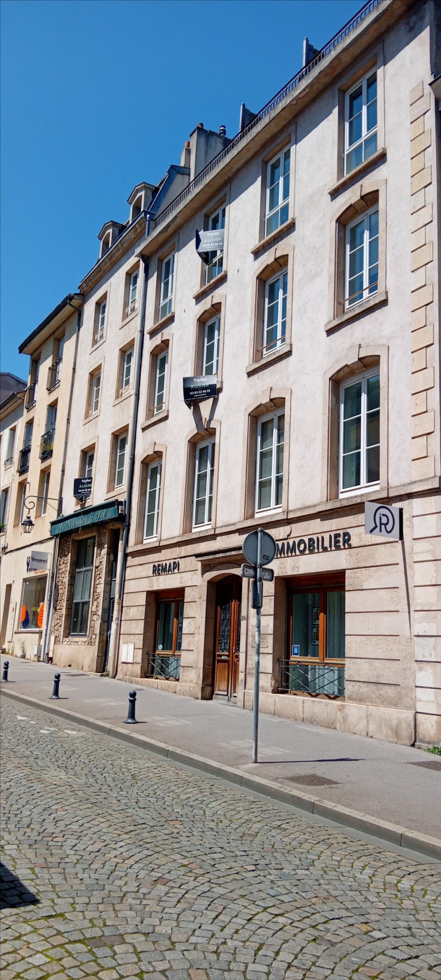 Grand studio meublé – Nancy Cours Léopold