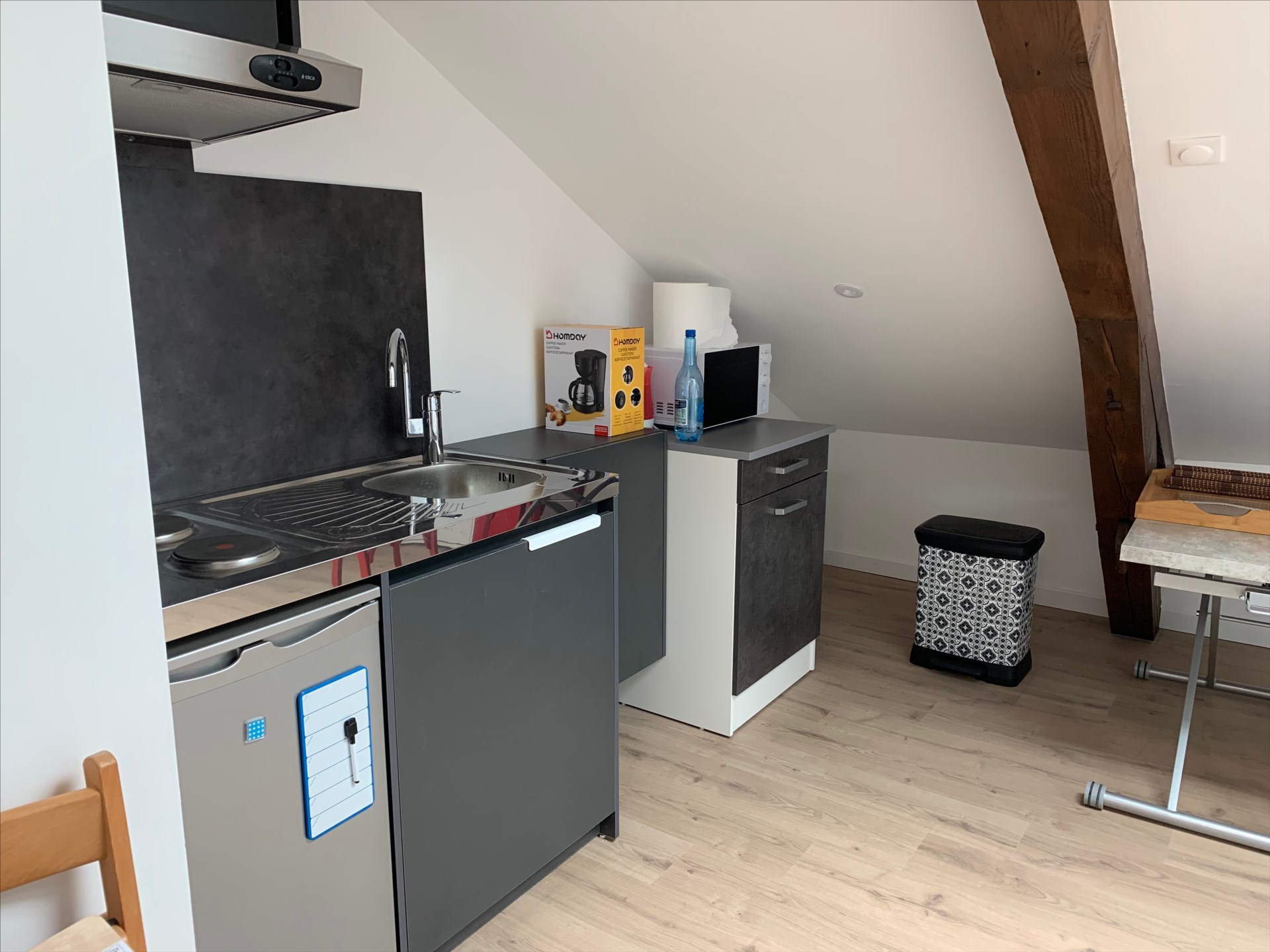 A deux pas de la Gare, studio neuf meublé