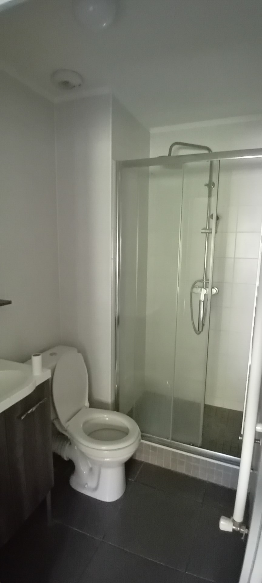 Chambre en colocation avec SDB privative – Place Carnot