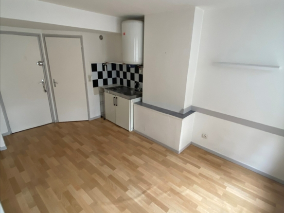Nancy Place Carnot – F2 Fac de Droit – 26m²
