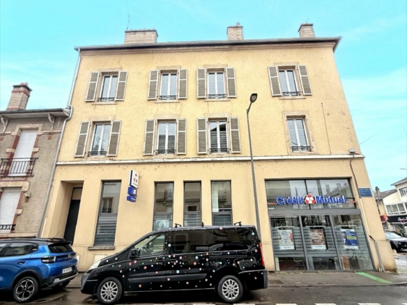 VILLERS LES NANCY, limitrophe Nancy, entre Quartier Charlemagne et Thermal, 3 pièces en bon état