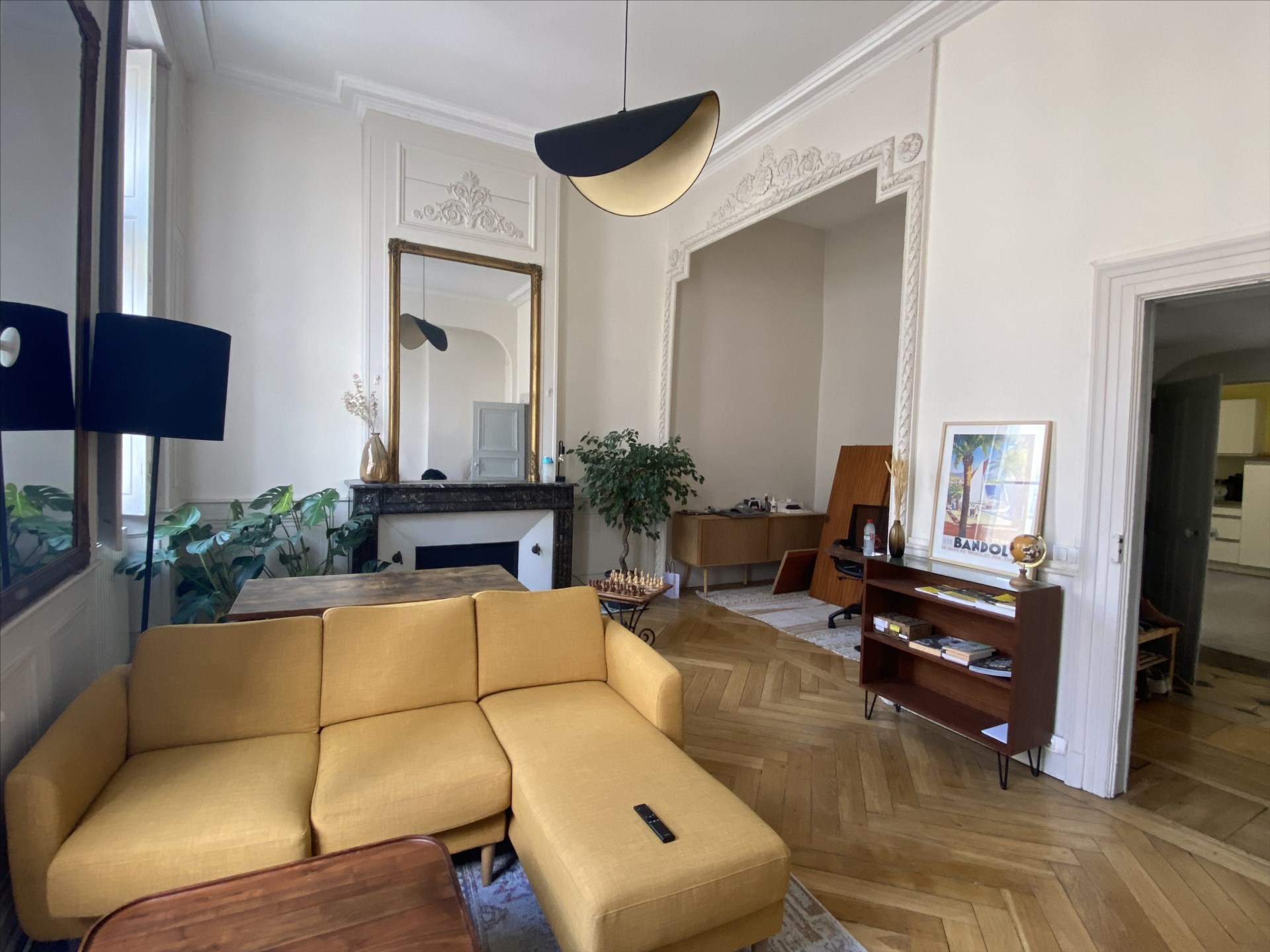 PLACE D’ALLIANCE A NANCY, T2 de 67m² de caractère en bon état