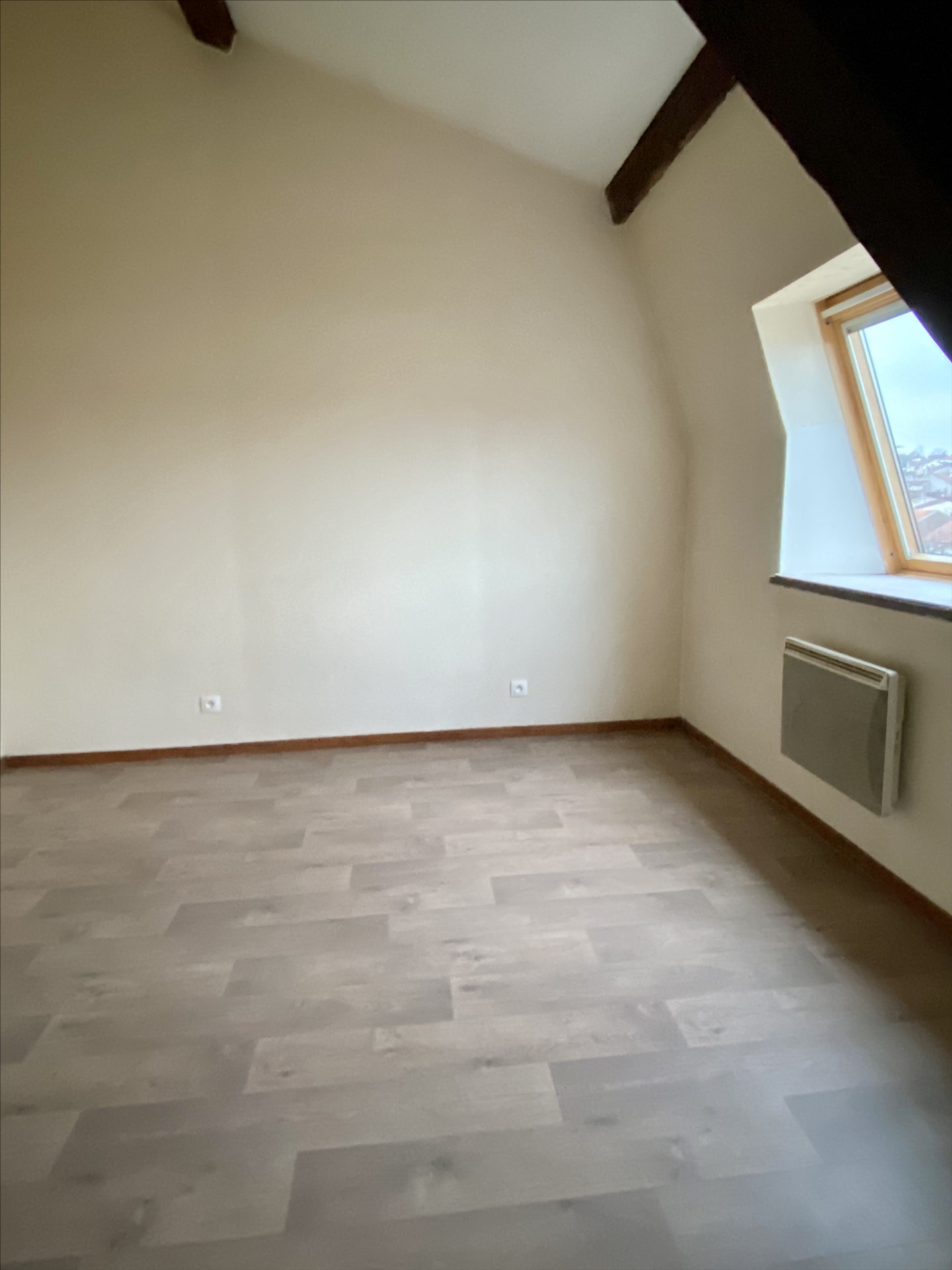 Duplex 3 pièces avec place de parking privative